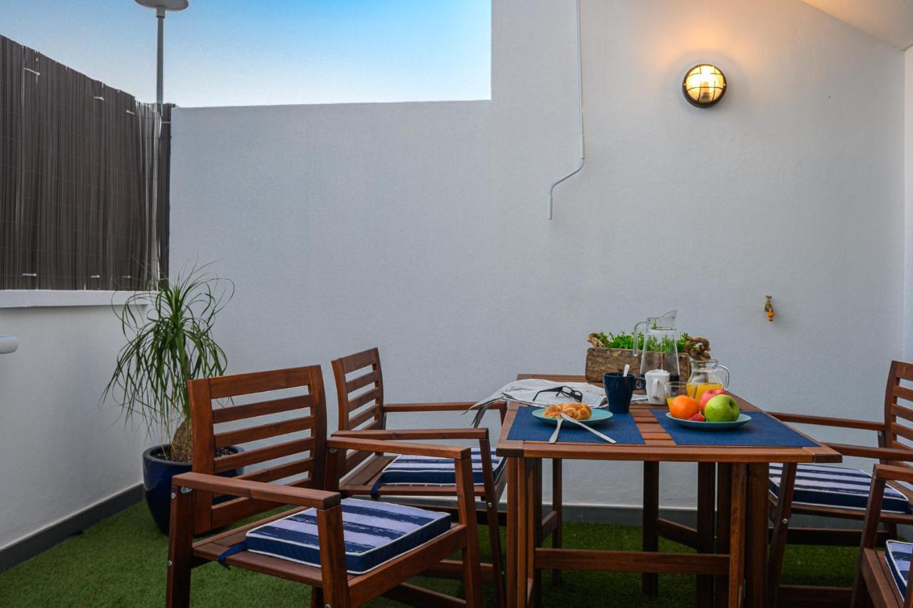 La Marinera House-Near The Beach, Fast Wifi, Air-Con On Main Bedroom And Sat Tv Playa Blanca  Zewnętrze zdjęcie